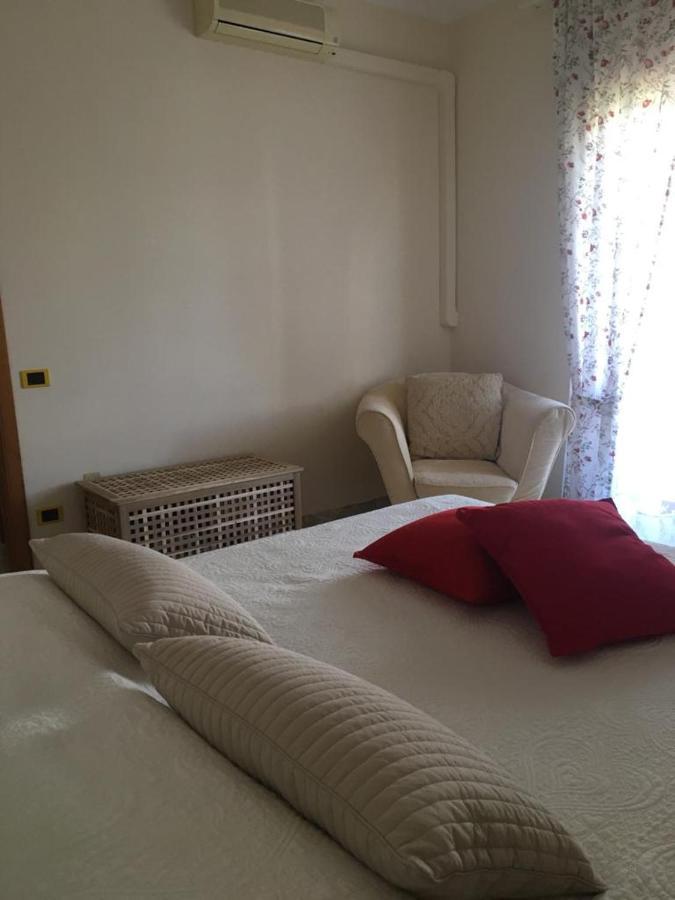 Paestum Rosae Bed & Breakfast Exterior photo